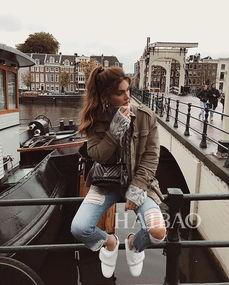 摄影师吃瓜博主视频,摄影师吃瓜博主带你揭秘幕后真相