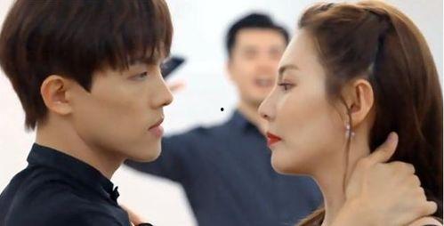 男友爱看吃瓜视频怎么办,揭秘男友沉迷吃瓜视频背后的秘密