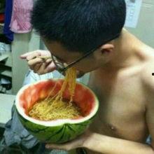 惠阳淡水吃瓜事件视频曝光,视频曝光引发社会关注