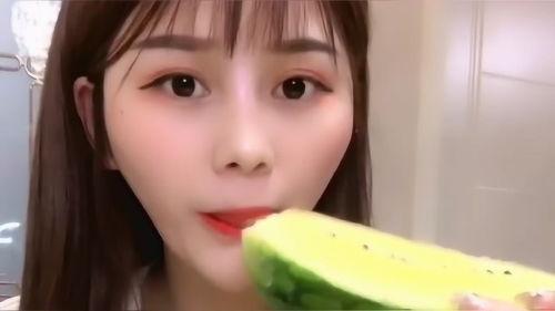 旅游吃瓜小姐姐视频下载,探寻美食之旅的趣味瞬间